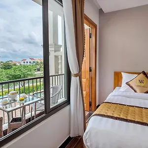 Vi Khoa , Hoi An Vietnam